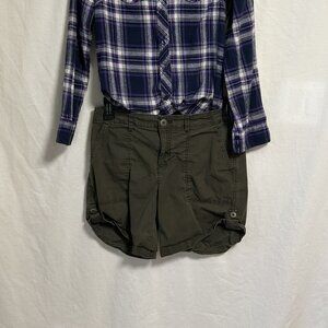 Sanctuary Olive Green Utility Cargo Shorts - Size M